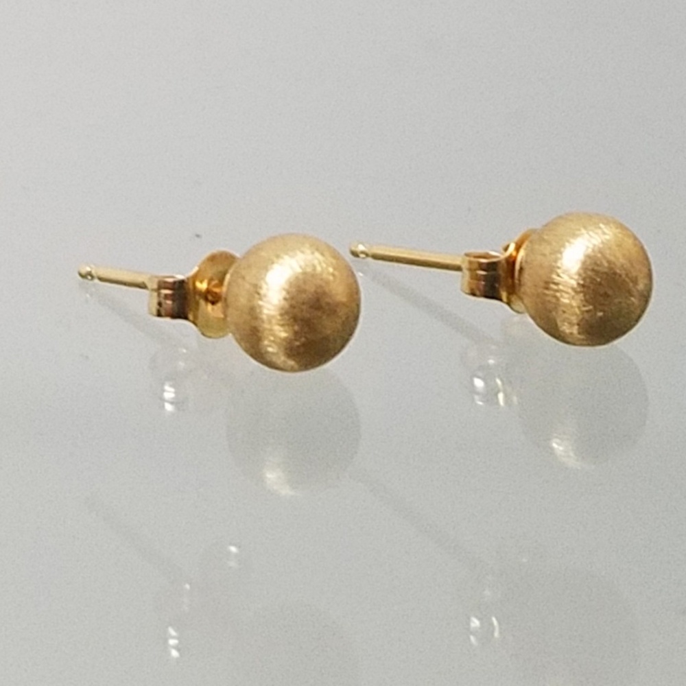💎♣️HOST PIC Solid GOLD💛GOLD BAUBLES 18k KARAT GOLD GOLD  4 mm post ear - Picture 2 of 5